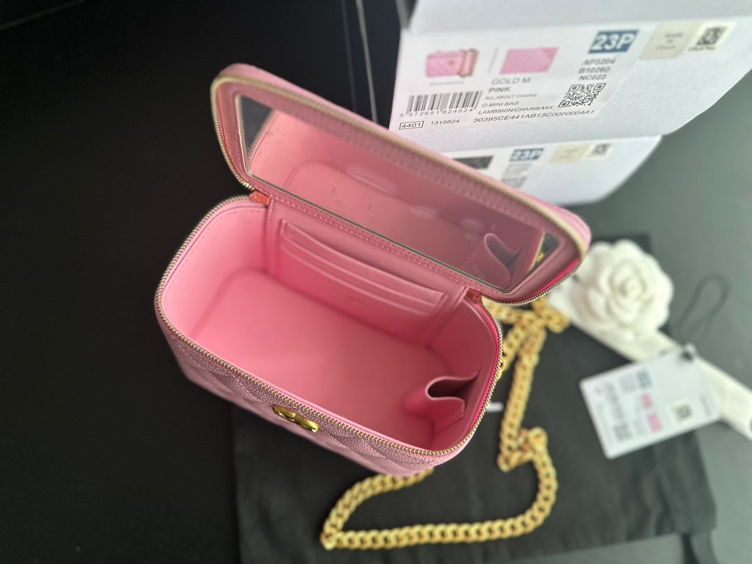 Replica Chanel Classic Wallet On Chain Best Pink Copy Ap0250