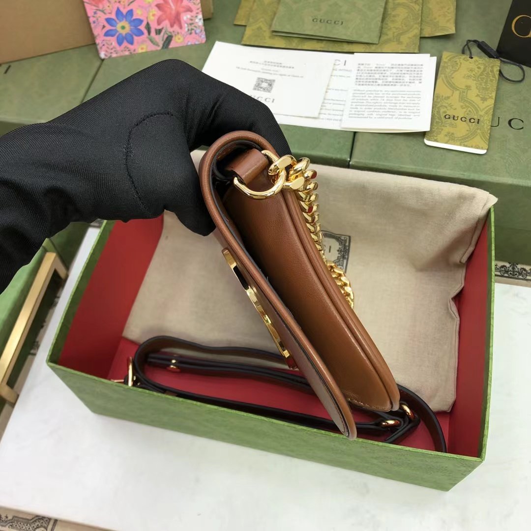 GUCCI BLONDIE SHOULDER BAG Style ‎699268 UXX0G 2535