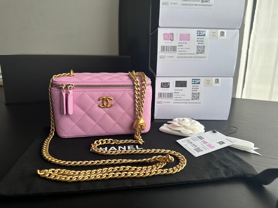 Replica Chanel Classic Wallet On Chain Best Pink Copy Ap0250