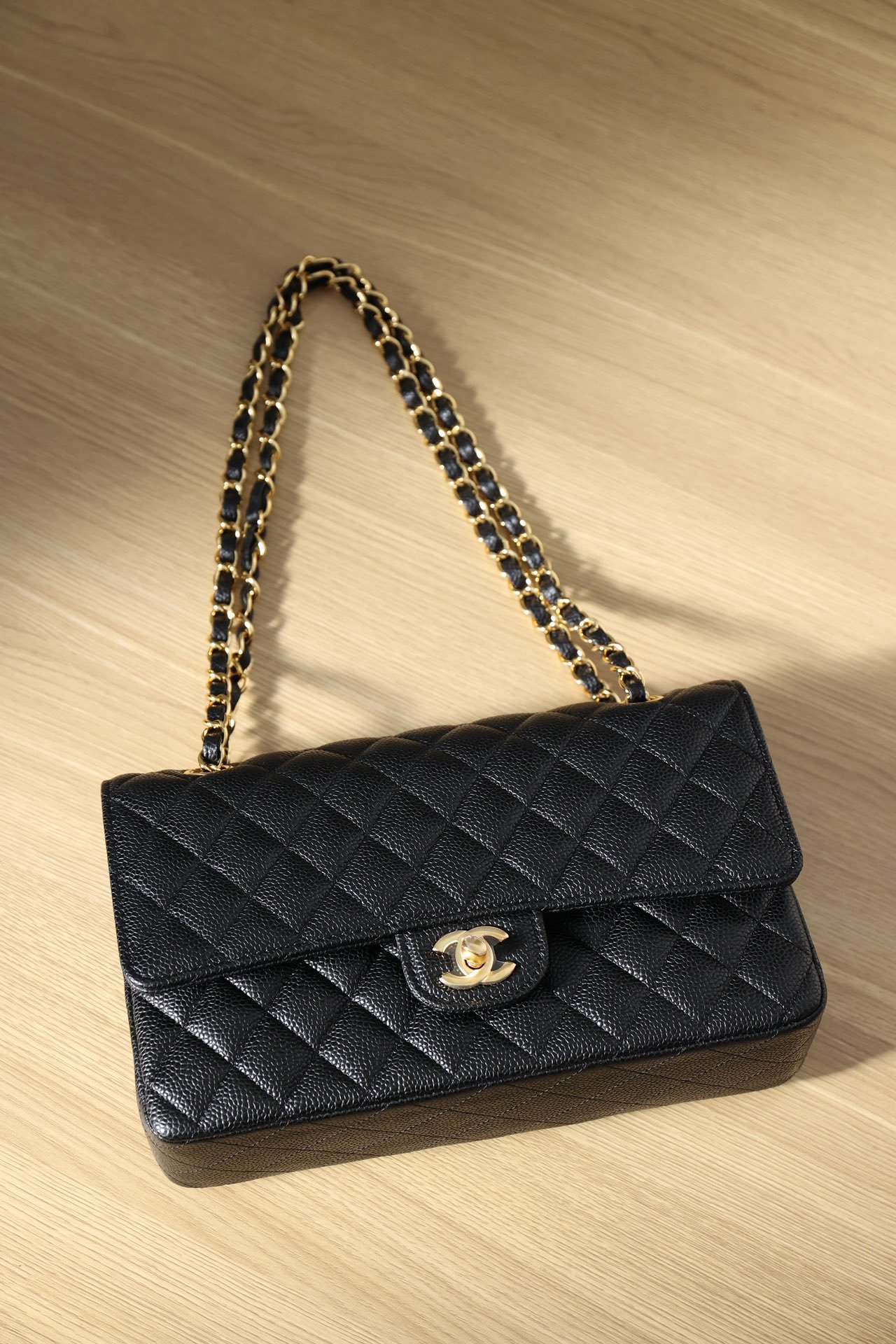 Replica Chanel High Quality Cf  25