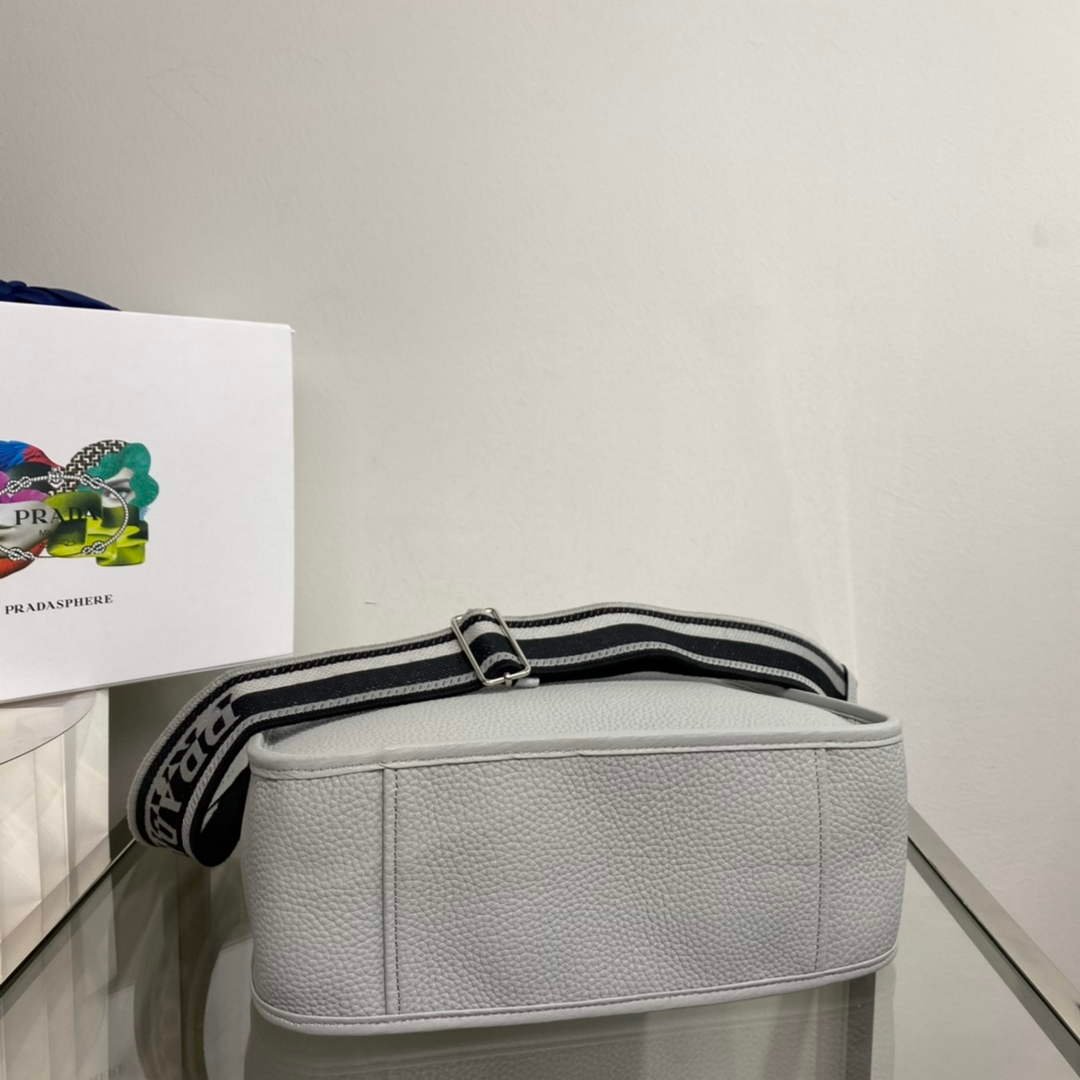 65324e35778f4.jpg Replica Prada Leather hobo bag 1BC073 Gray