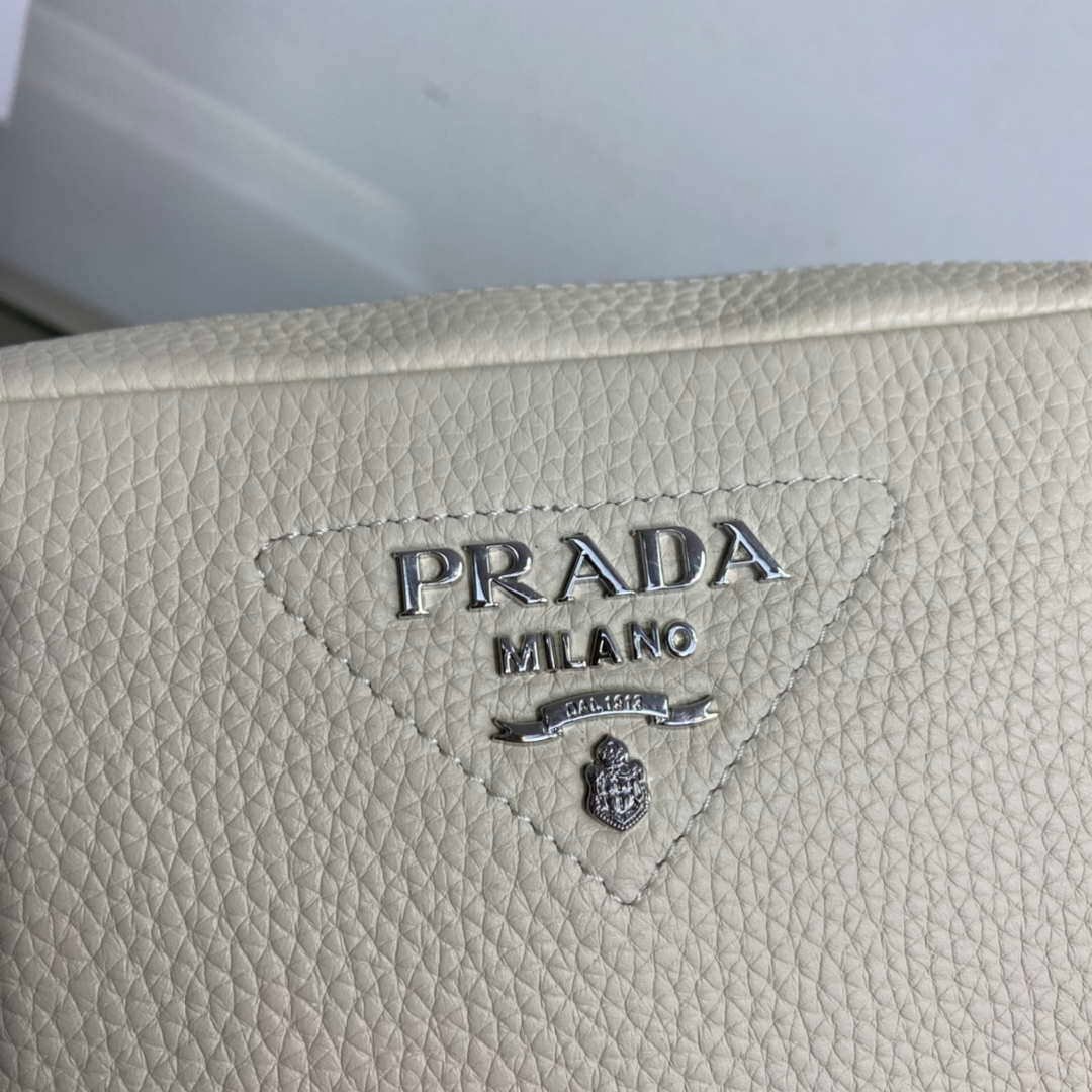 65324f176f462.jpg Replica Prada Leather bag with shoulder strap 1BH082 Beige