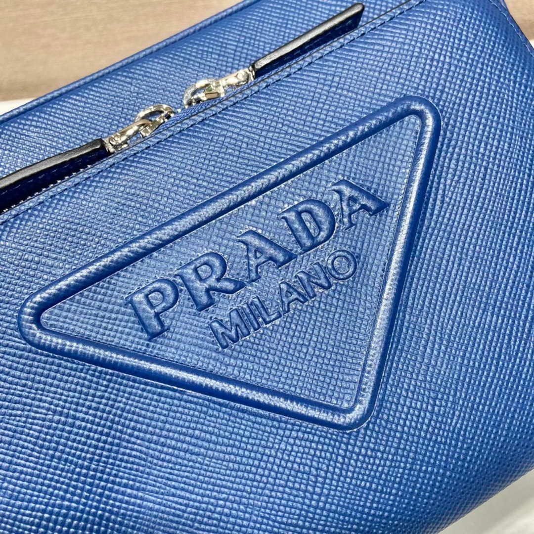 Replica Prada 2VH152 Saffiano leather shoulder bag Blue