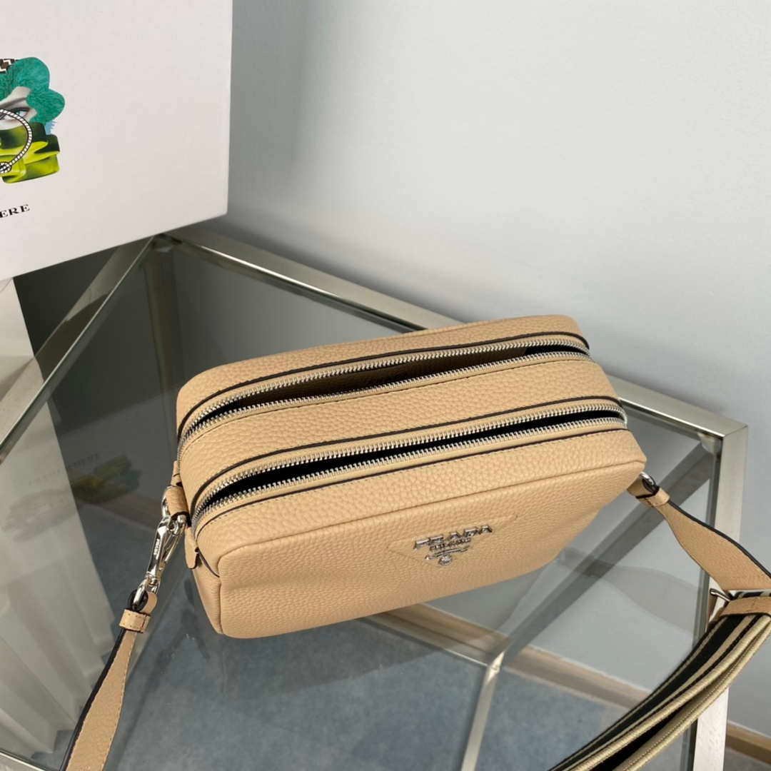 Replica Prada Leather bag with shoulder strap 1BH082 Apricot