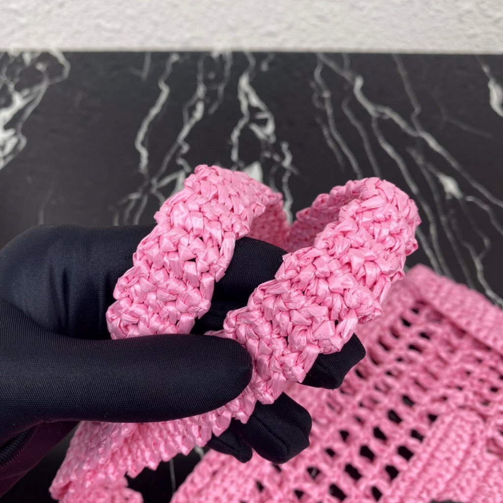 6532521d701af.jpg Replica Prada 1BG393 Raffia tote bag Rose red