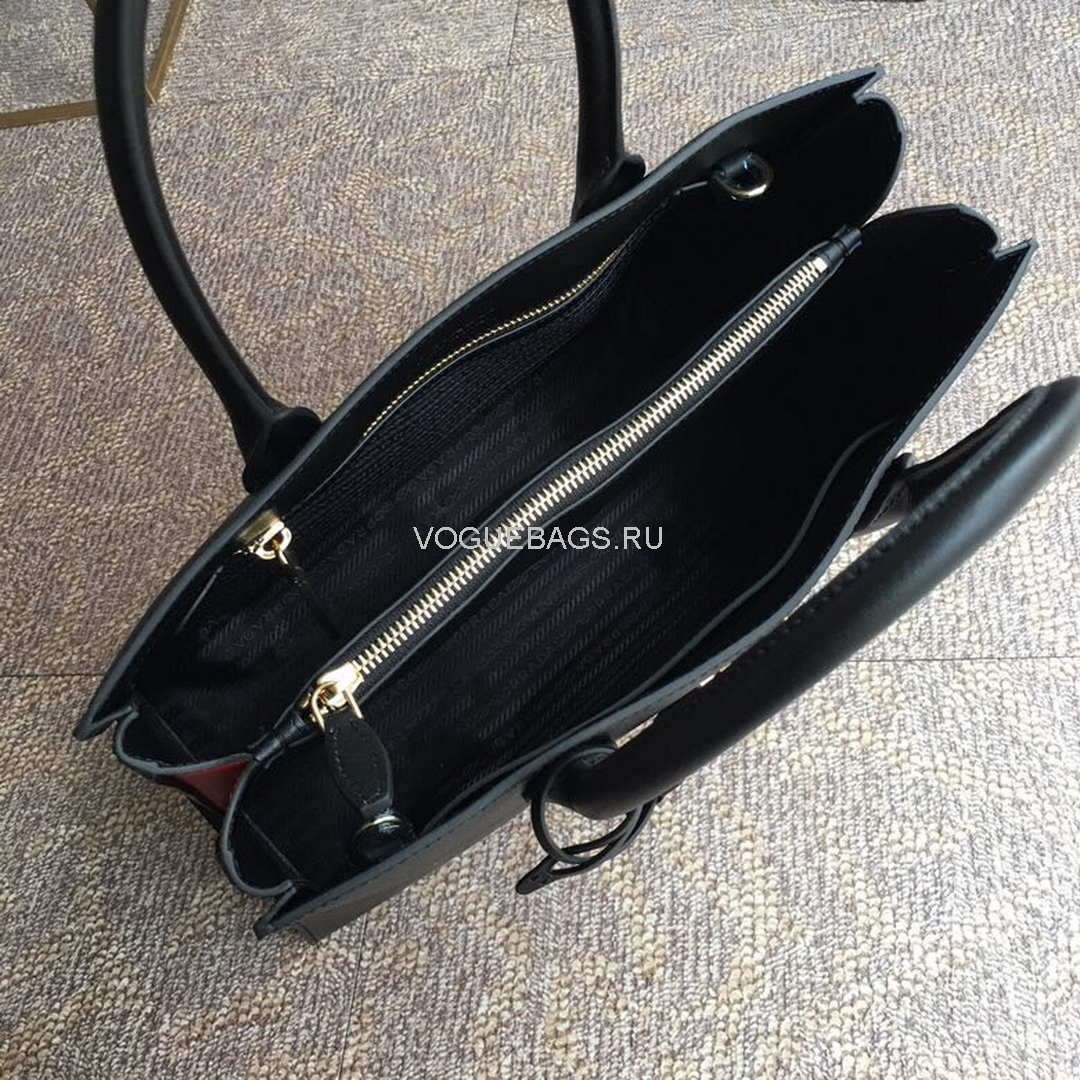 Our Factory offer best Designer HIGH quality replica handbags in cheaper price! Up to 70% discount now. Quality Guarantee! Fast Shipping Worldwide Replica Prada 1BA153 Large Saffiano Leather Handbag in Black