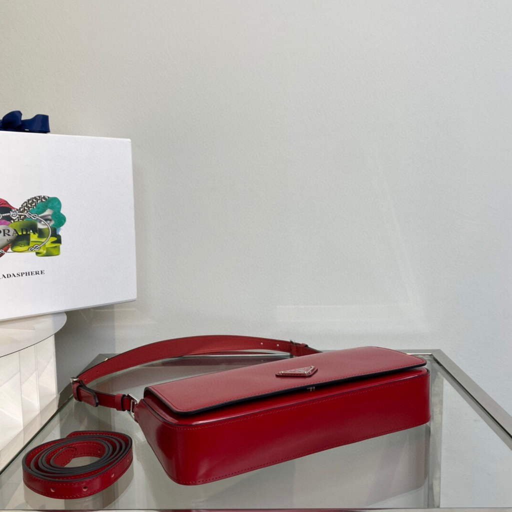 653253727e91a.jpg Replica Prada Brushed leather Prada Femme 1BD323 Red