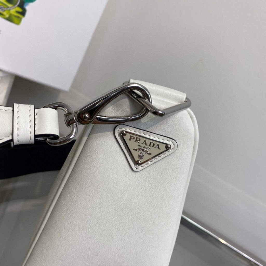 Replica Prada Leather Prada Triangle shoulder bag 1BH190 White