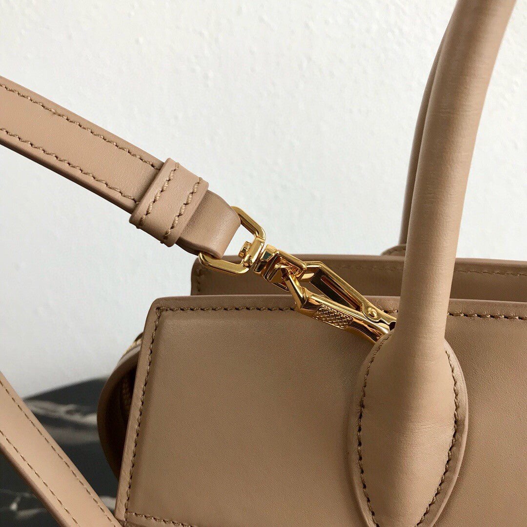 Replica Prada 1BA046 Medium Esplanade Leather Tote Bag Apricot