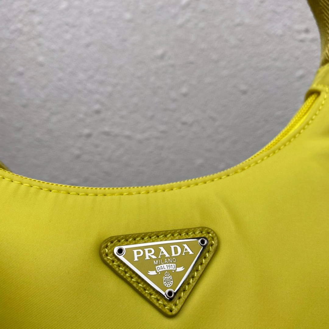 Replica Prada 1NE515 Re-Nylon Re-Edition 2000 mini-bag Lemon Yellow