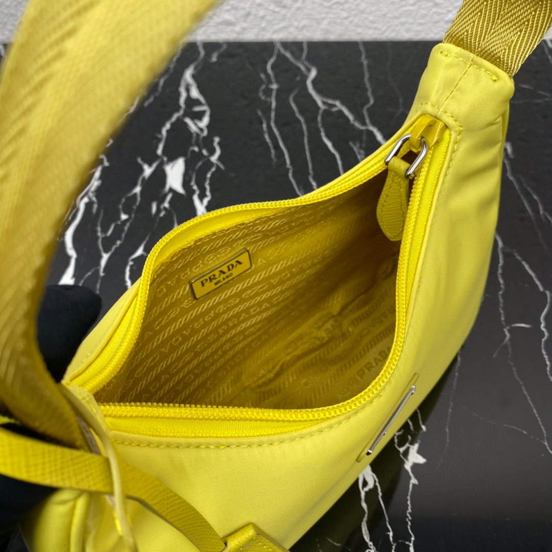 Replica Prada 1NE515 Re-Nylon Re-Edition 2000 mini-bag Lemon Yellow