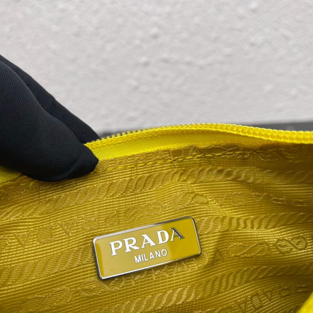 Replica Prada 1NE515 Re-Nylon Re-Edition 2000 mini-bag Lemon Yellow