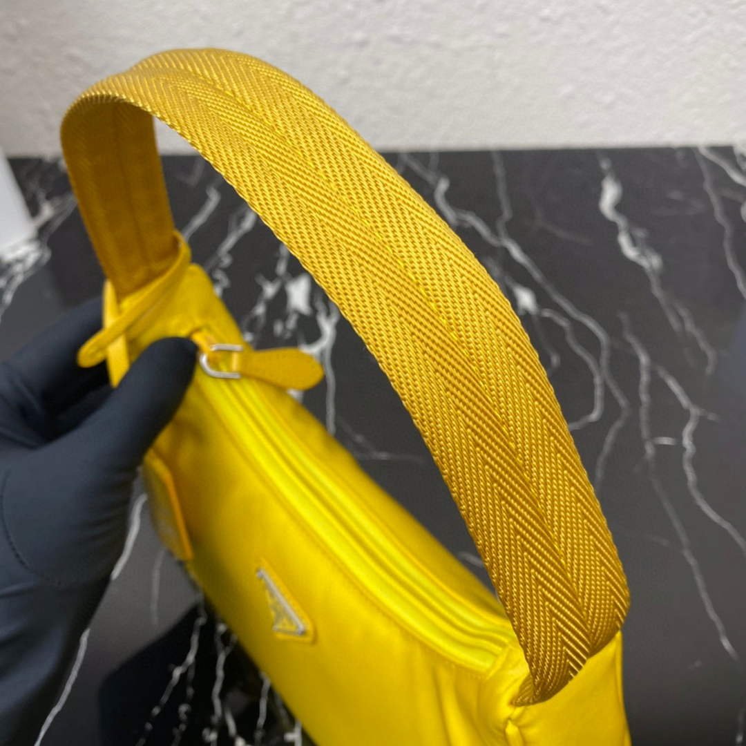 Replica Prada 1NE515 Re-Nylon Re-Edition 2000 mini-bag Yellow