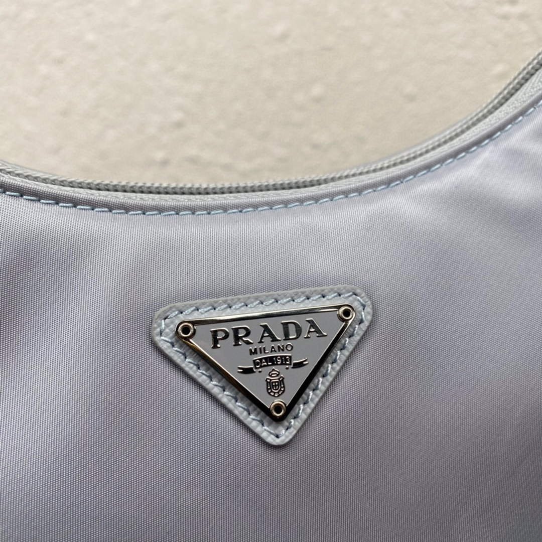Replica Prada 1NE515 Re-Nylon Re-Edition 2000 mini-bag Light Blue