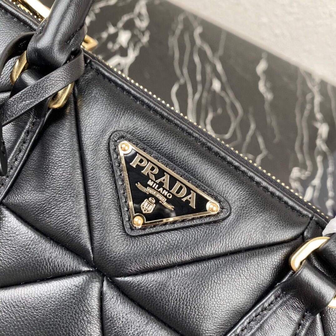 Replica Prada Small Prada Galleria Saffiano Leather bag 1BA863 Black