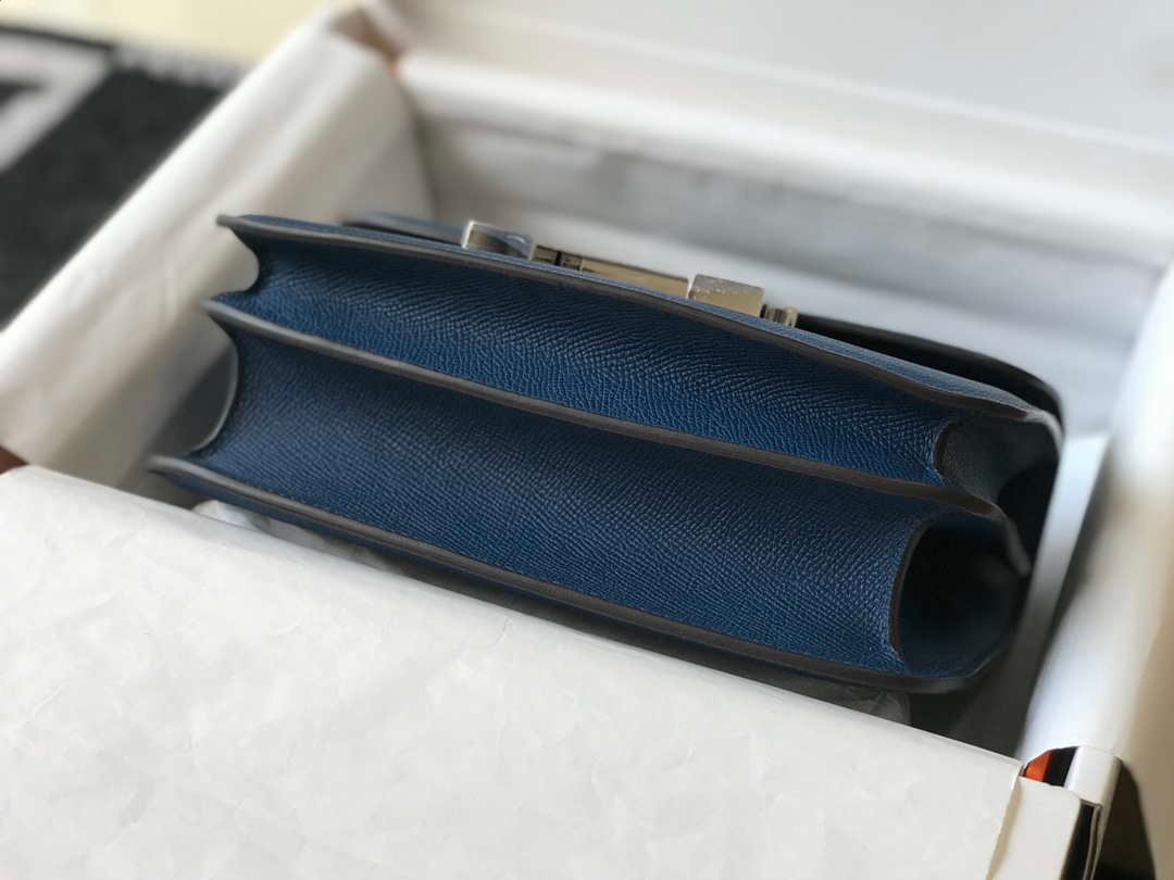 6532755ab6662.jpg Replica Hermes Constance Shoulder Bags Epsom Leather Silver H28417