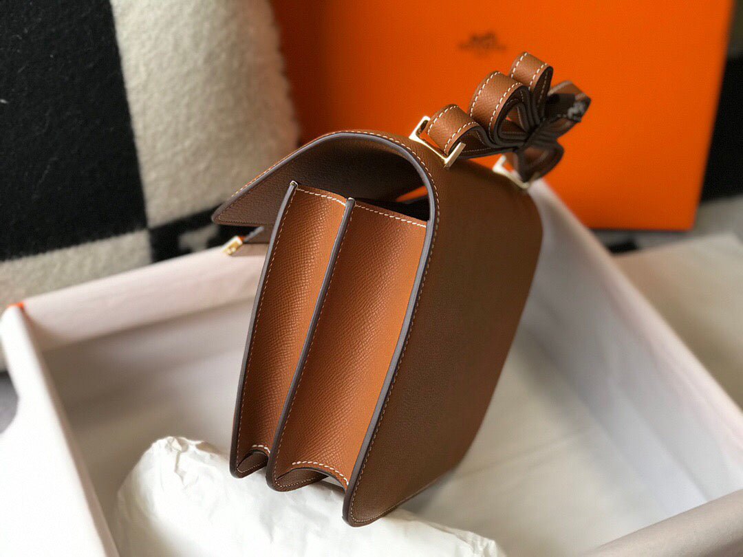 65327634f416b.jpg Replica Hermes H082060 Constance Slim Wallet Epsom calfskin Brown