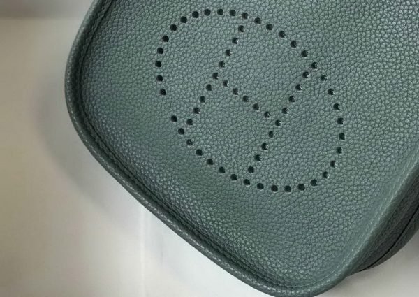 Replica Hermes Evelyne Bag Designer Hermes Mini Crossbody Bag 20391 Gold Buckle Dark Green