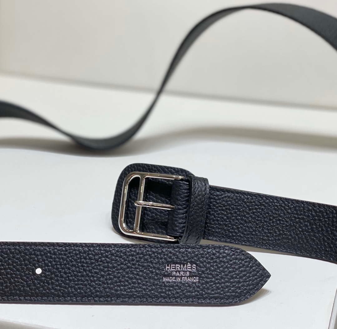 653277b8b0a0a.jpg Replica Hermes H074774CK37 Steve light messenger bag Black