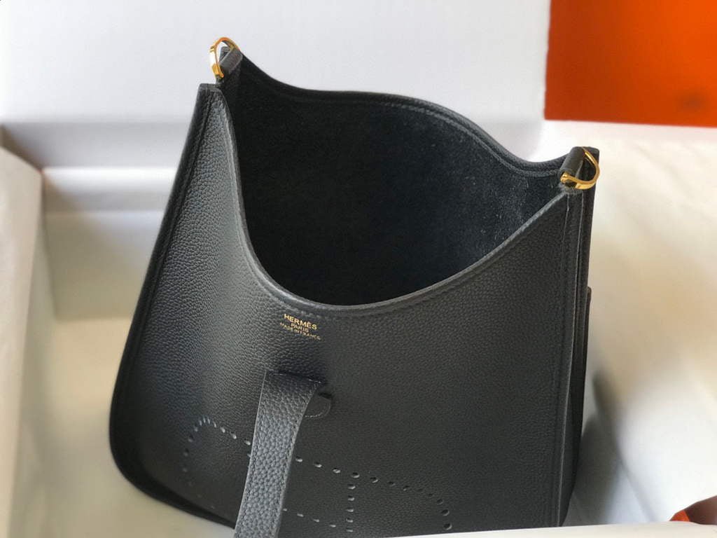 Replica Hermes Evelyne III 29 bag Designer Hermes Shoulder Bag Black
