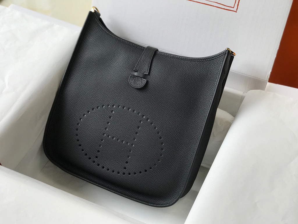 Replica Hermes Evelyne III 29 bag Designer Hermes Shoulder Bag Black