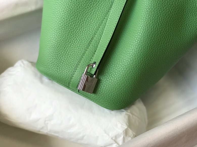 Replica Hermes H056289 Picotin Lock 18 22 Bag H330004