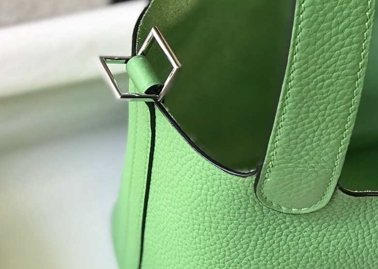 Replica Hermes H056289 Picotin Lock 18 22 Bag H330004