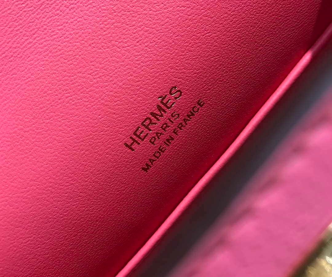 Replica Hermes Mini Kelly Pouchette Swift Leather clutch bag Gold H230250