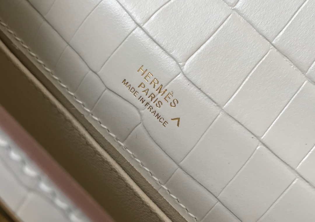 65327a66bcaae.jpg Replica Hermes Mini Kelly Pouchette Crocodile Leather H230239 White