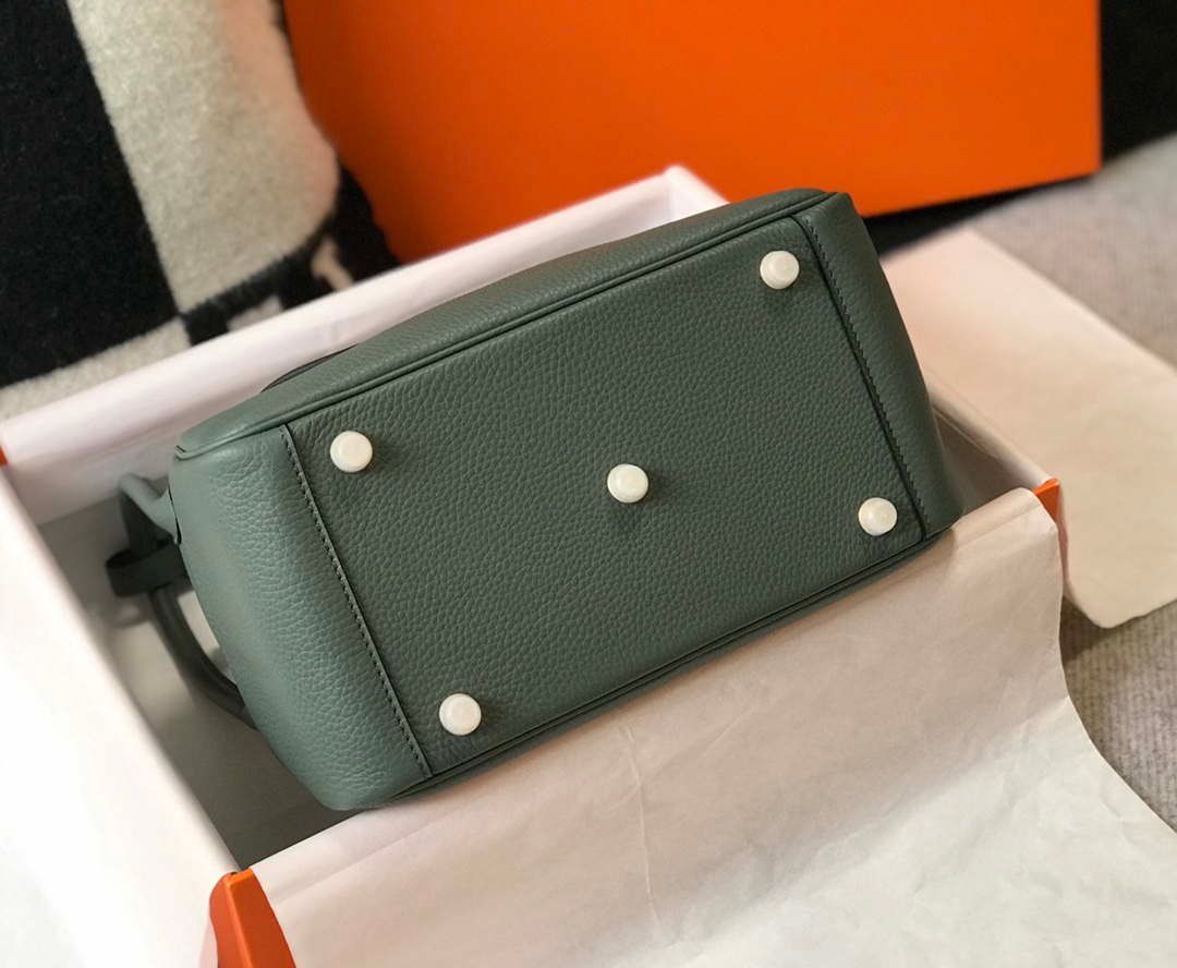Replica Hermes H073428 Lindy Bag 26 30 H231948