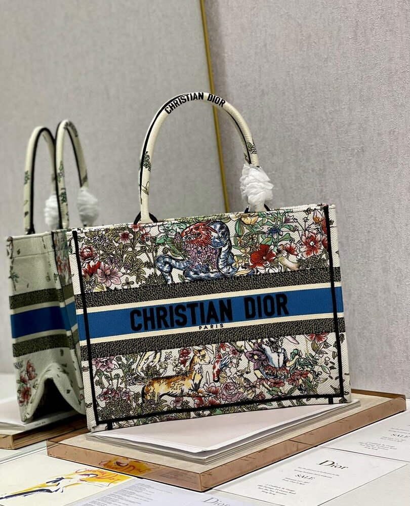 Replica Dior M1296 Medium Book Tote Latte D-Constellation Embroidery Beige