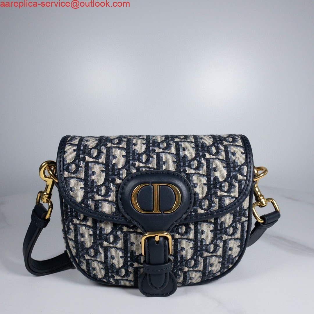 Replica Dior M9319 Dior Bobby Medium Bag Oblique Jacquard Navy Blue