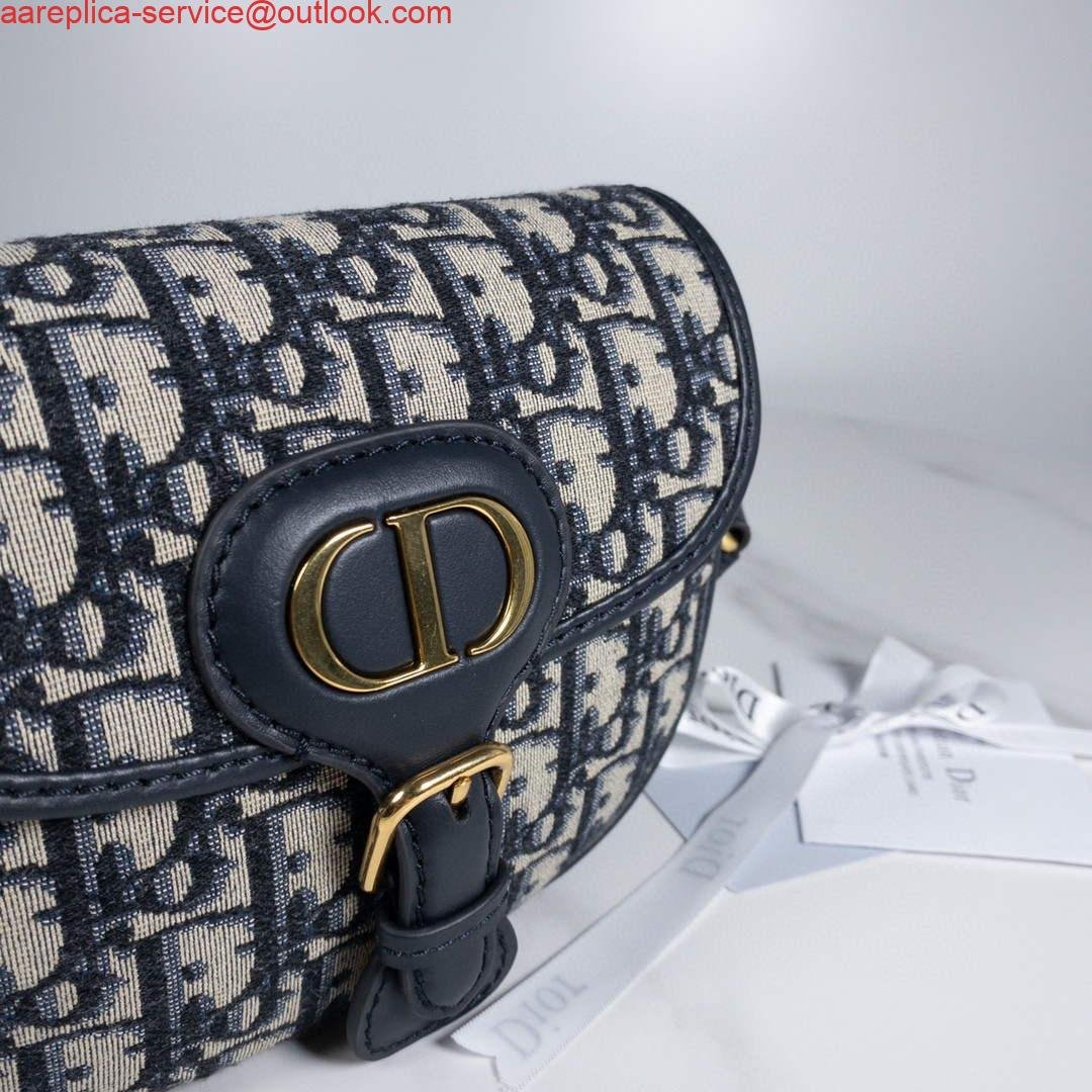 Replica Dior M9319 Dior Bobby Medium Bag Oblique Jacquard Navy Blue