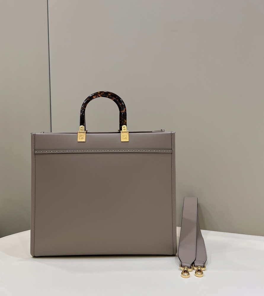 Replica Fendi 8BH386 Sunshine Medium Bag Nude leather shopper 8266S