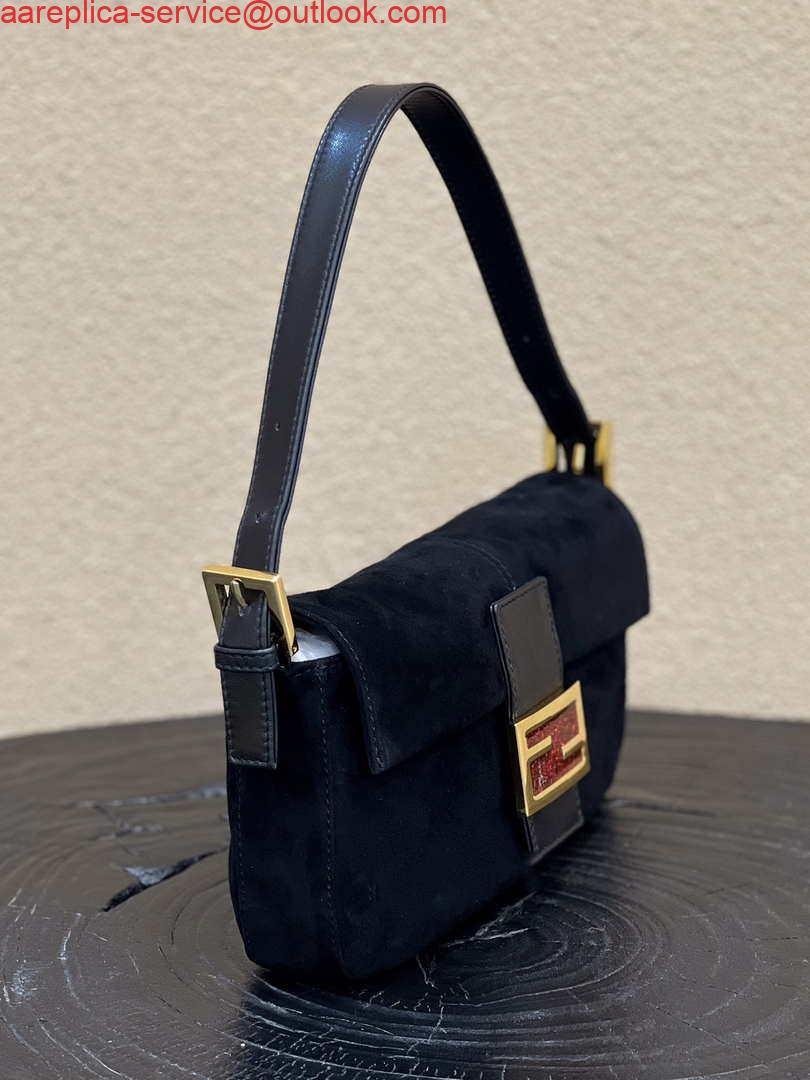 Replica Fendi 8339 Baguette Middle Age Solid Color Series Underarm Bag Black
