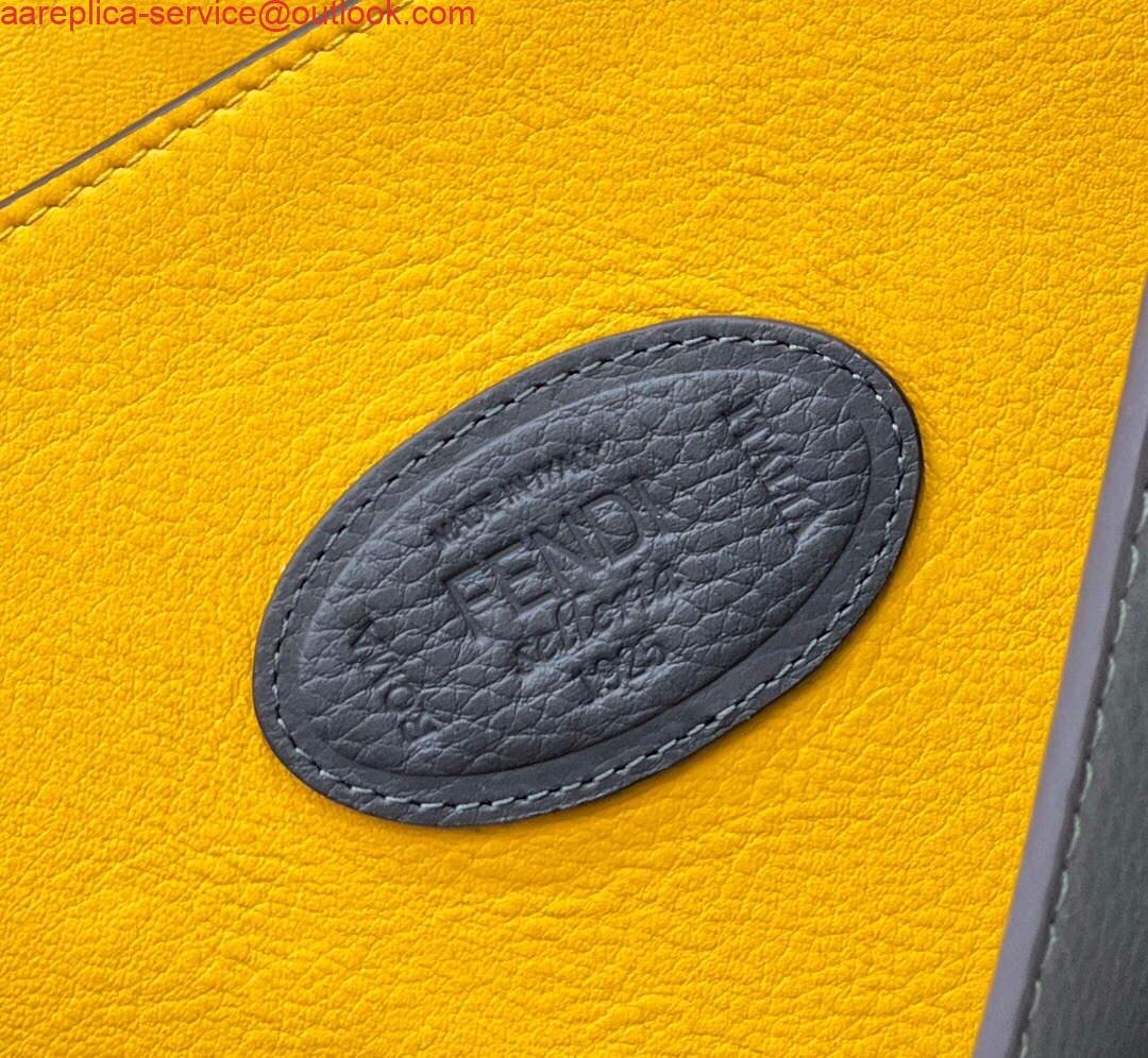 Replica Fendi 7VA529 Peekaboo ISeeU Medium Gray Leather Bag