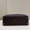 Replica Fendi 7VA529 Peekaboo ISeeU Medium Brown Leather Bag
