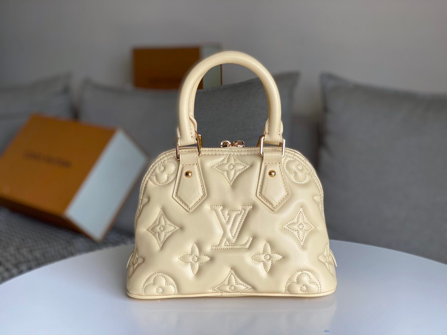 Replica Louis Vuitton Alma BB Bag Banana Yellow LV M59821