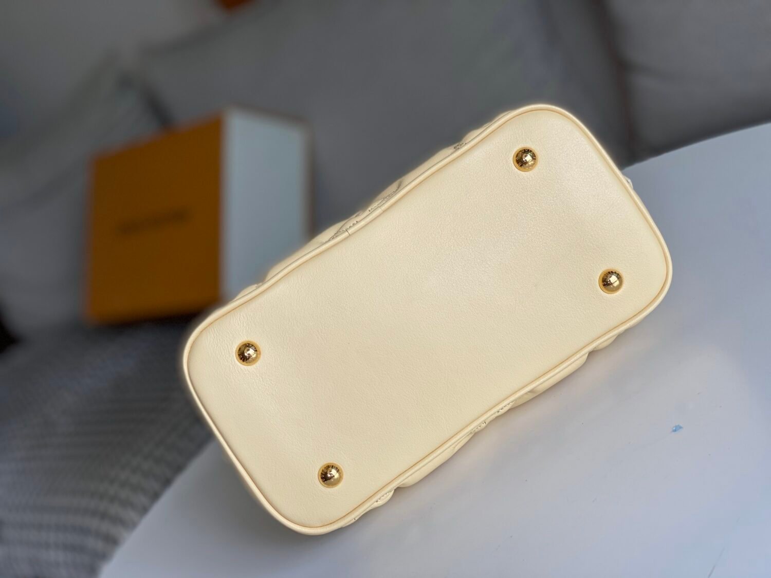 Replica Louis Vuitton Alma BB Bag Banana Yellow LV M59821