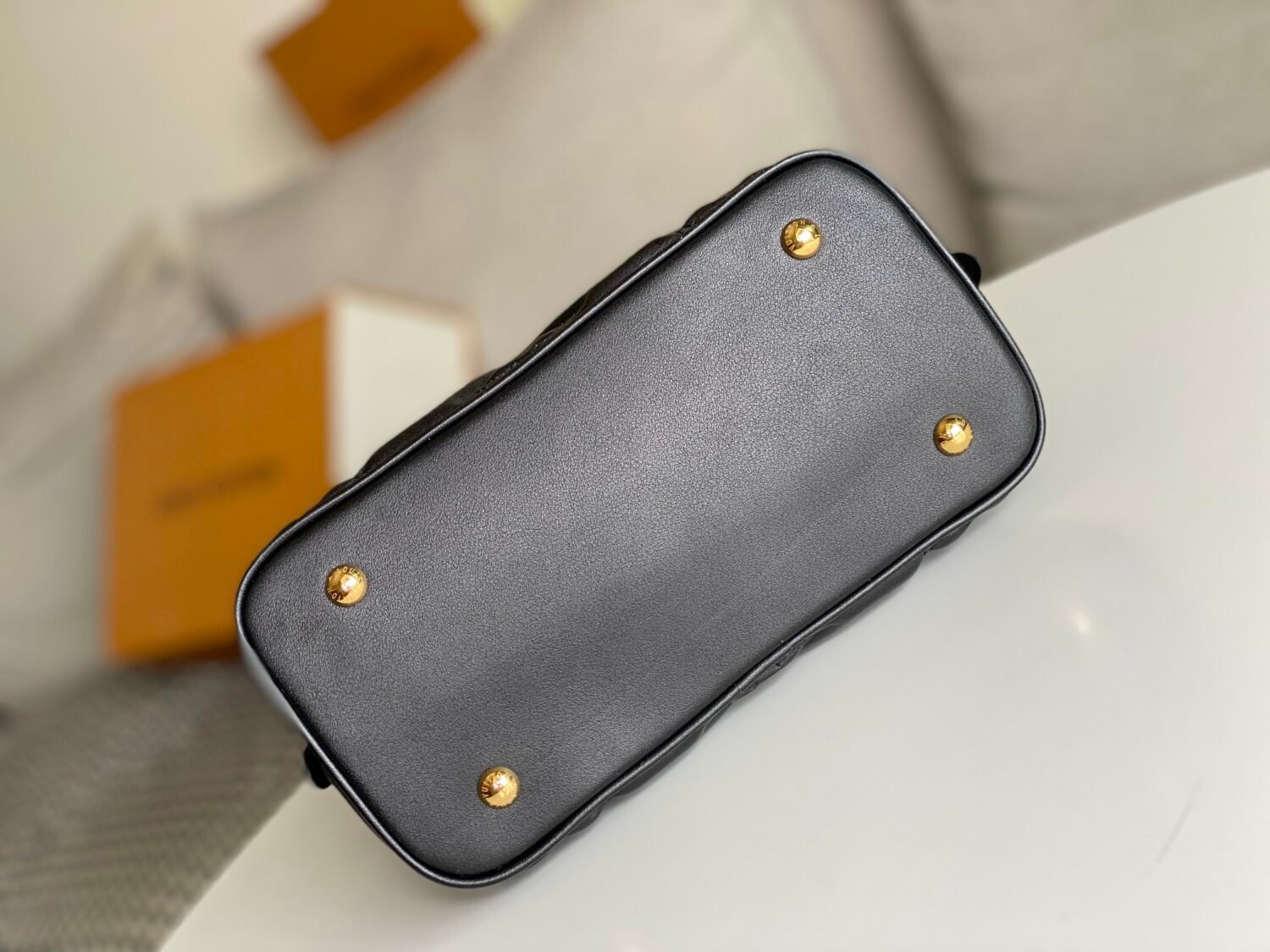 Replica Louis Vuitton Alma BB Bag Black LV M59793