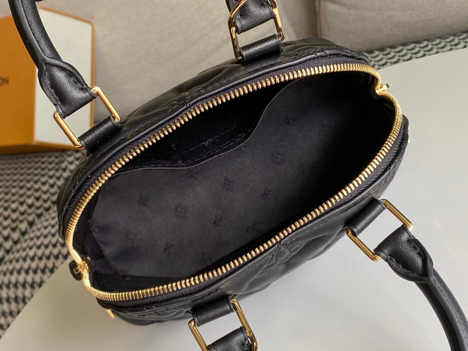 Replica Louis Vuitton Alma BB Bag Black LV M59793