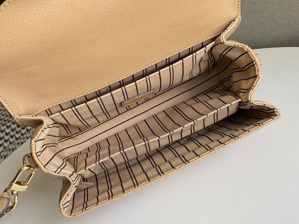 Replica Louis Vuitton Pochette Metis Monogram Empreinte Cream M44738