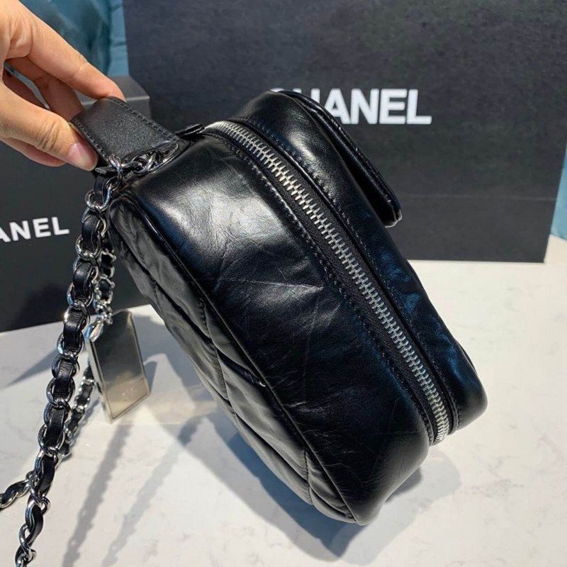 High Replica UK Chanel Camera Case Bag 18Cm As1323