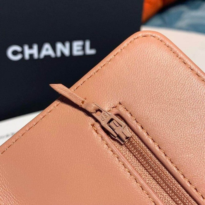 Replica Chanel 1:1 Mirror Goatskin High Quilted 19 Woc Flap Bag On Chain 422740