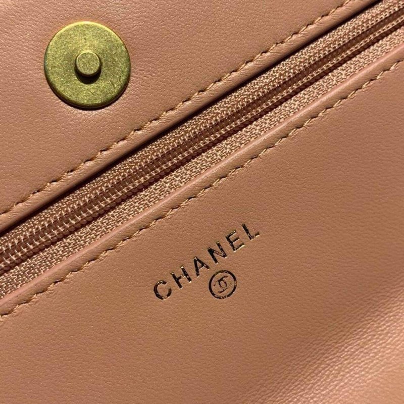Replica Chanel 1:1 Mirror Goatskin High Quilted 19 Woc Flap Bag On Chain 422740