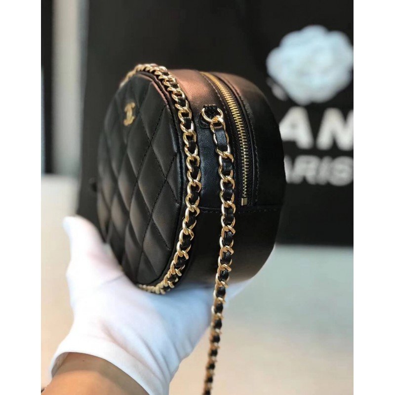 Replica Chanel Round Top Clutch Chain Replica Bag A70657
