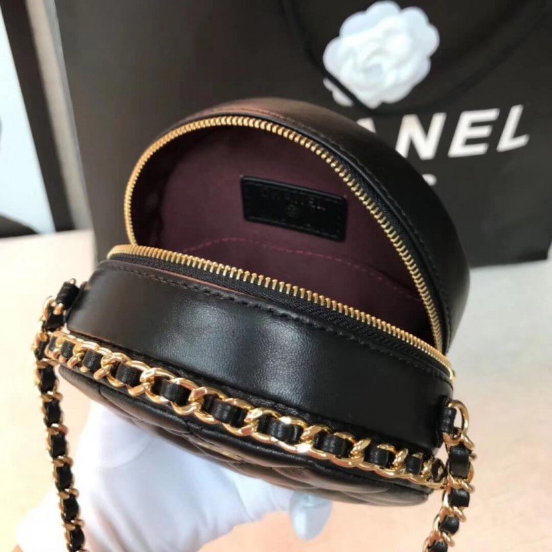 Replica Chanel Round Top Clutch Chain Replica Bag A70657
