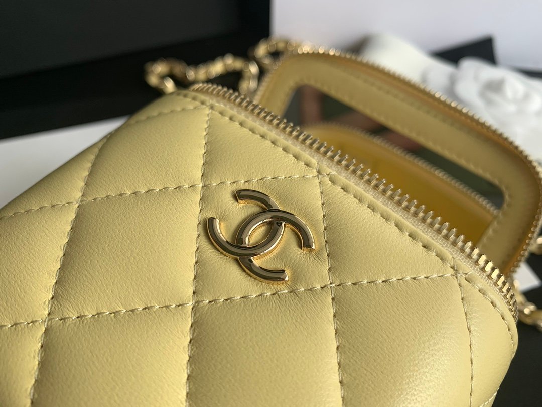 Replica Chanel Top Quality 22 Yellow Copy Ap2198
