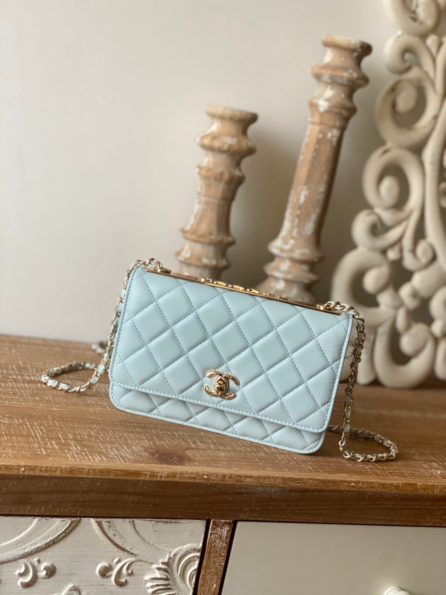 Replica 1:1 Mirror Chanel Wallet On Copy Chain Cloud Blue Ap1450