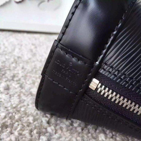 Replica Louis Vuitton Alma BB Bag In Black Epi Leather M40862 BLV197